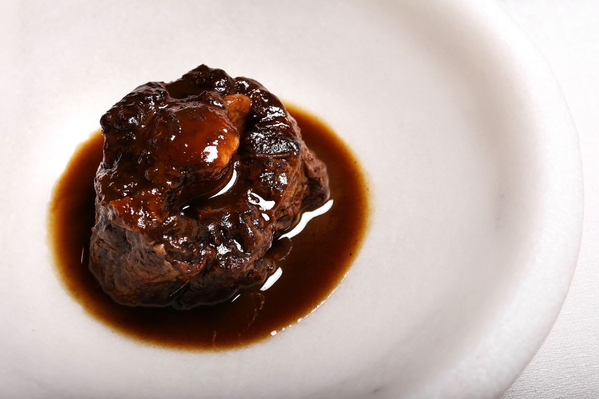 Rabo de vaca estofada al vino tinto Rabo de vaca estofada al vino tinto